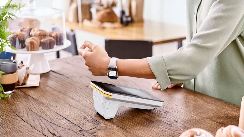 watch using apple pay on CBA