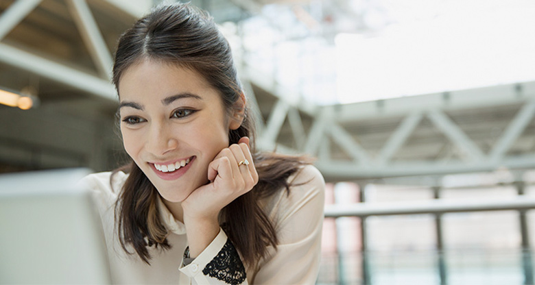 woman looking at minimising fees