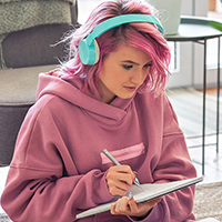 Invest in CommSec shares and Pocket ETFs - CommBank app