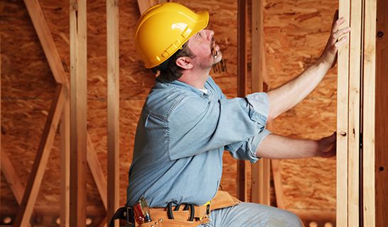 Man wearing hard hat