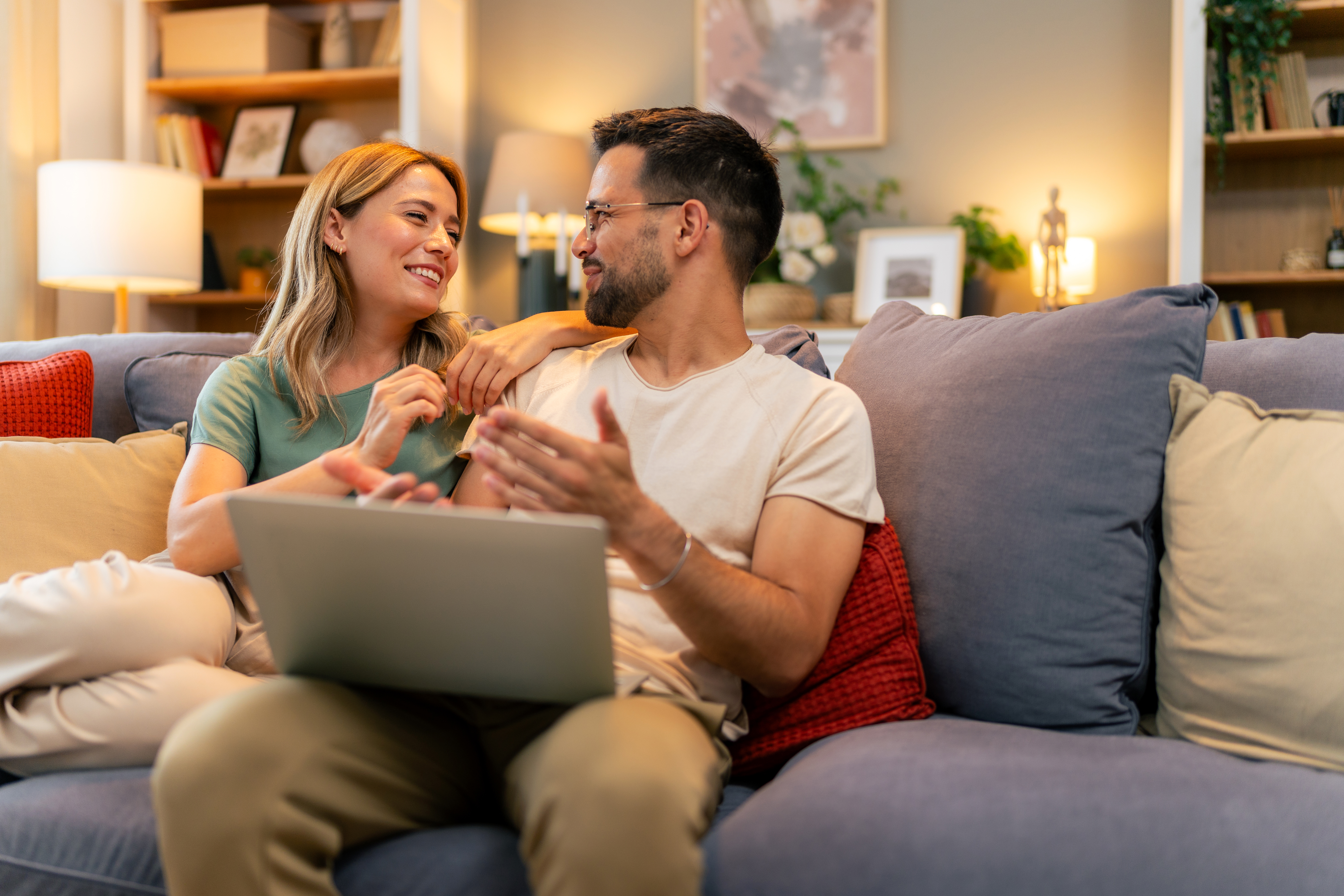 Couple refinancing home loan